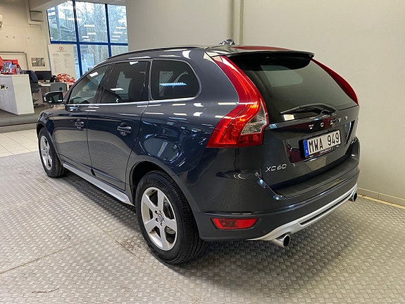 Volvo XC60 3 of 9