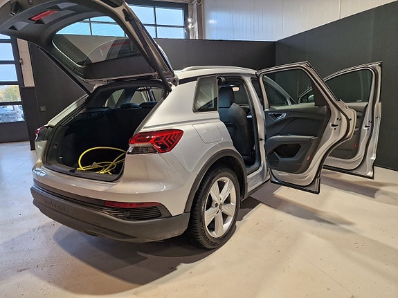 Audi Q4 e-tron 18 of 20