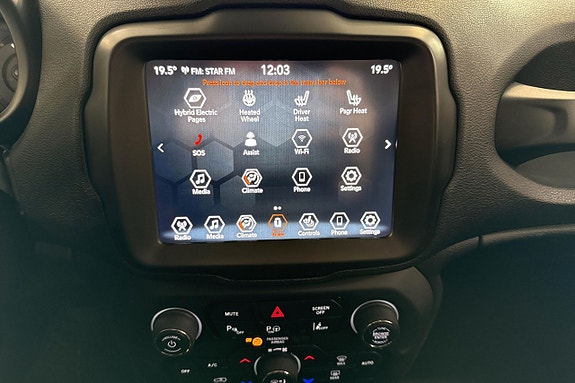Jeep Renegade 10 of 12