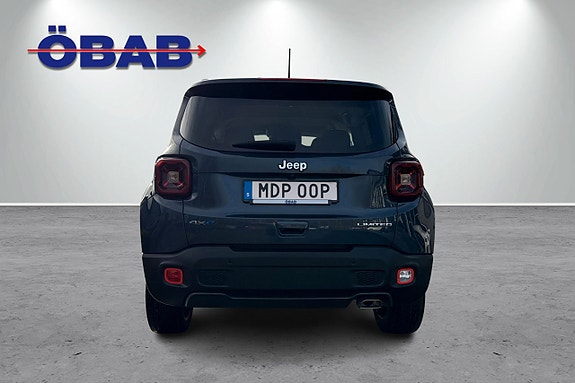 Jeep Renegade 5 of 12