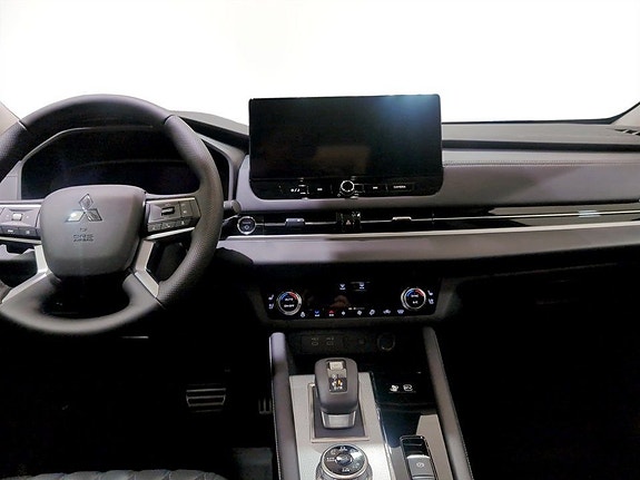 Mitsubishi Outlander 3 of 14