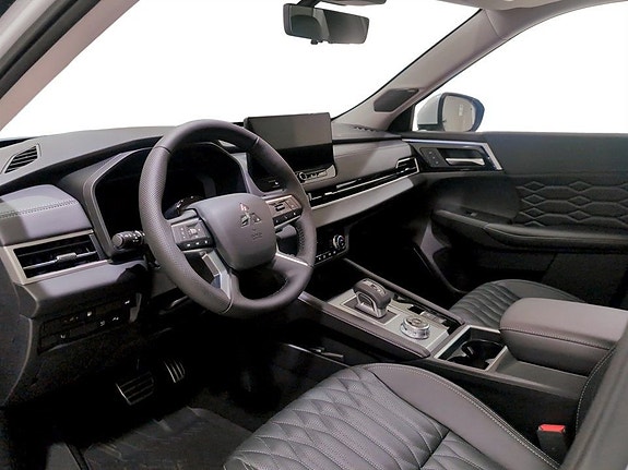 Mitsubishi Outlander 9 of 14