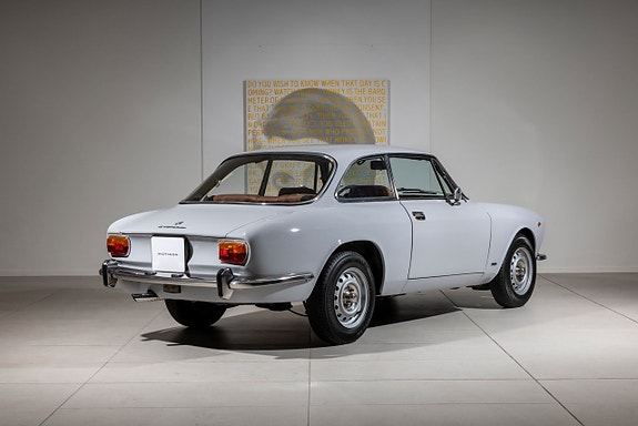 Alfa Romeo GT 11 of 27