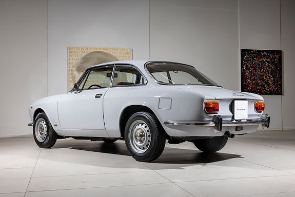 Alfa Romeo GT 24 of 27