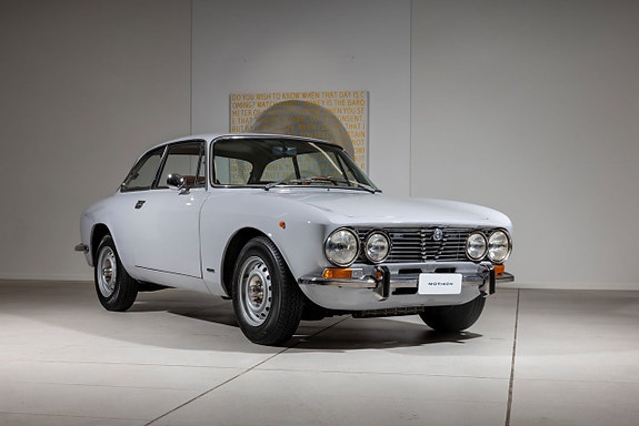 Alfa Romeo GT 7 of 27