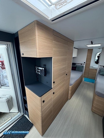 Adria ADORA 663 UT 3 of 9