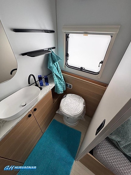 Adria ADORA 663 UT 5 of 9