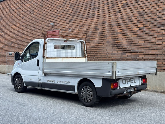Opel Vivaro 3 of 5