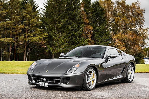 Ferrari 599