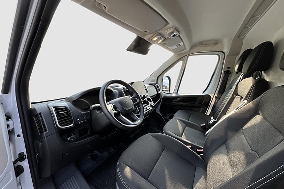 Toyota ProAce Max 11 of 12
