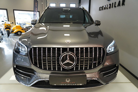 Mercedes-Benz GLS400 d 2 of 21