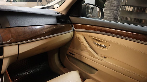 BMW 525 10 of 12
