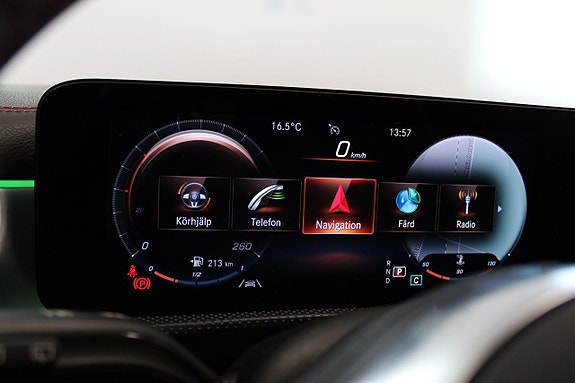 Mercedes-Benz CLA220 d 13 of 29
