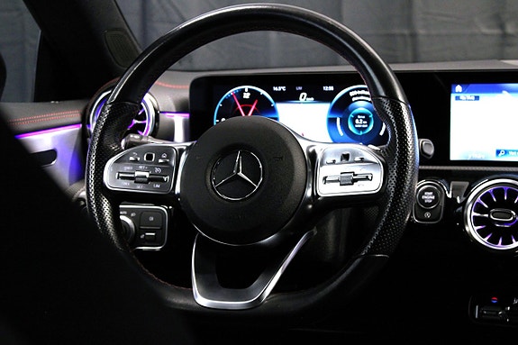 Mercedes-Benz CLA220 d 27 of 29
