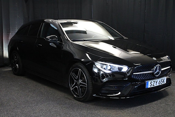 Mercedes-Benz CLA220 d 2 of 5