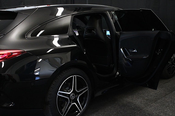 Mercedes-Benz CLA220 d 29 of 29