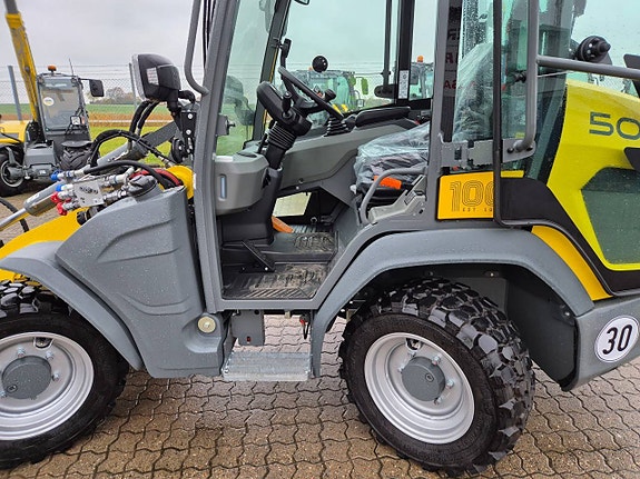 Kramer 5045 / 2.4t lastmaskin / 1865kg tipplast / 30km 7 of 12