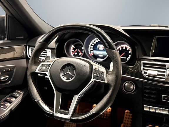 Mercedes-Benz E63 9 of 21
