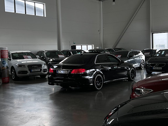 Mercedes-Benz E63 21 of 21