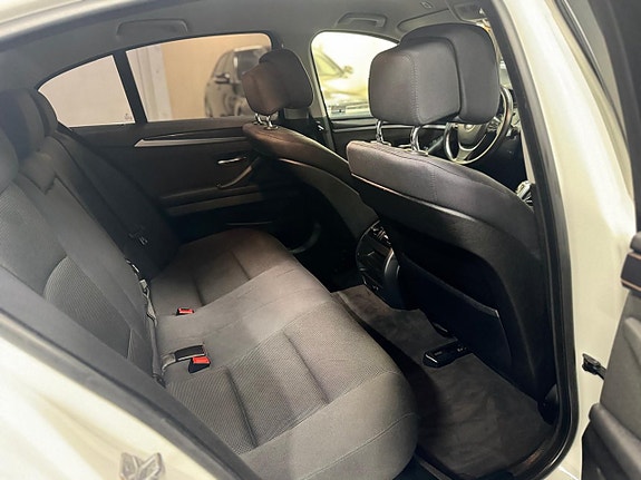BMW 520 12 of 14
