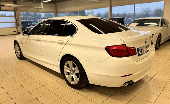 BMW 520 4 of 5