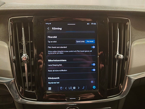 Volvo V90 16 of 20