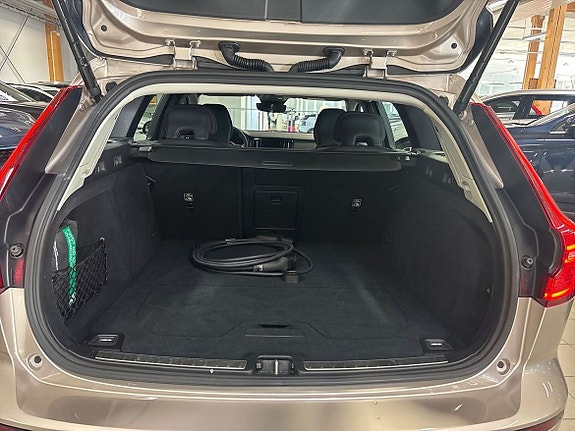 Volvo V60 12 of 14