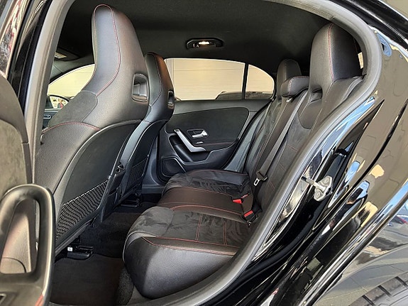 Mercedes-Benz A180 d 12 of 19