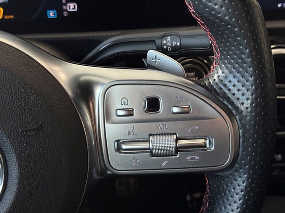 Mercedes-Benz A180 d 14 of 19