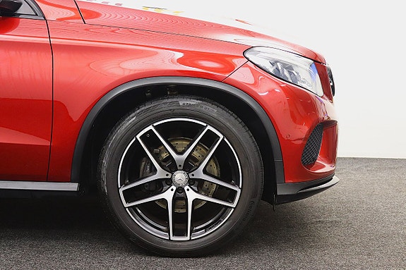 Mercedes-Benz GLE350 d 4 of 5