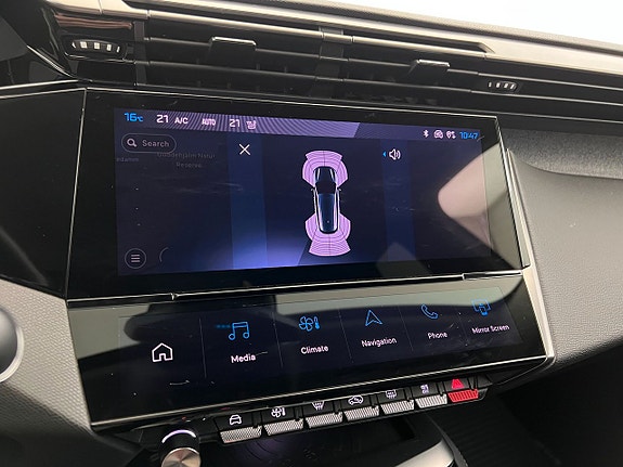 Peugeot 308 SW 24 of 27