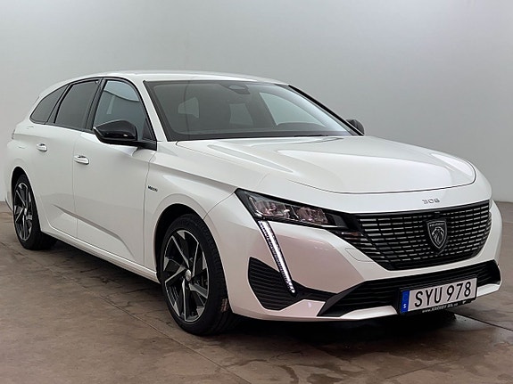 Peugeot 308 SW 10 of 27