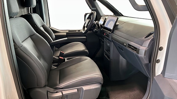 Kia PV5 3 of 13