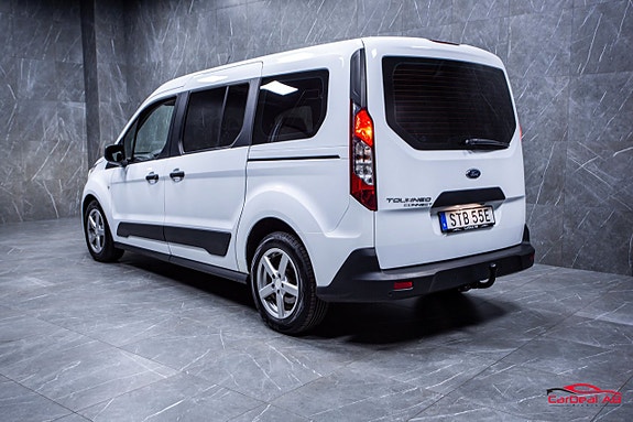 Ford Tourneo Connect 5 of 5