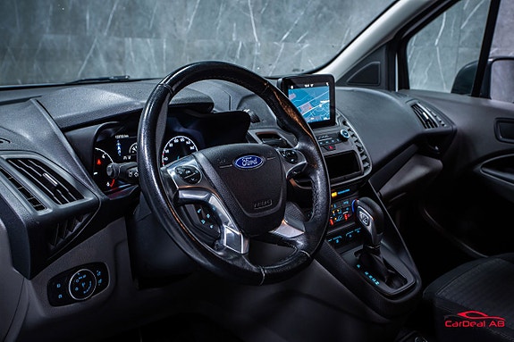 Ford Connect Tourneo 12 of 27