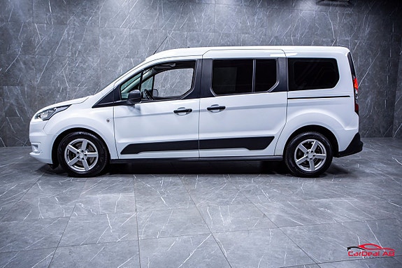 Ford Tourneo Connect 4 of 5
