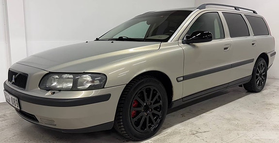 Volvo v70 nybyggd-nybesiktad-FRI HEMLEV.