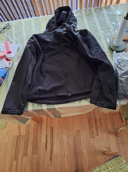 Product image 1 of 3