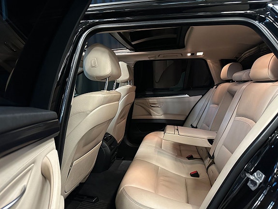 BMW 520 10 of 22