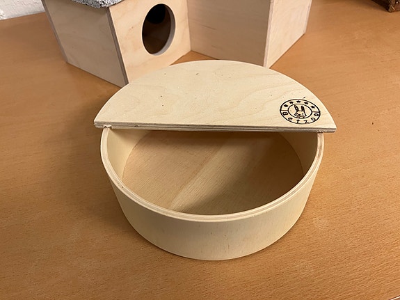 Product image 27 of 34