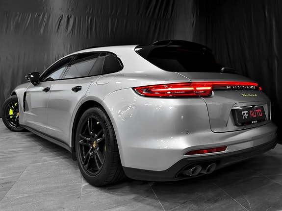 Porsche Panamera 4 7 of 27