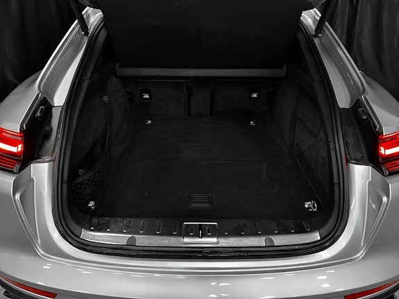Porsche Panamera 4 9 of 27