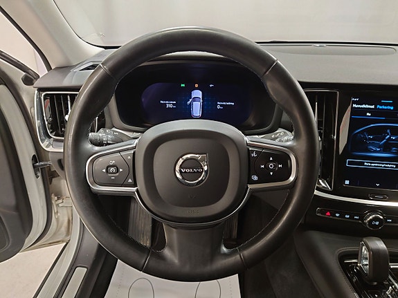 Volvo V60 11 of 20