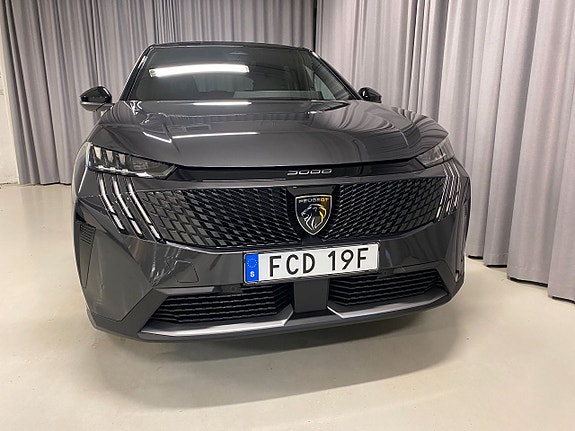Peugeot 3008 3 of 5