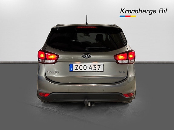 Kia Carens 5 of 5