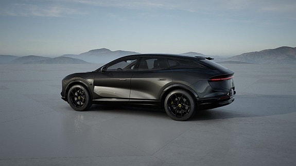 Lotus Eletre 4 of 10