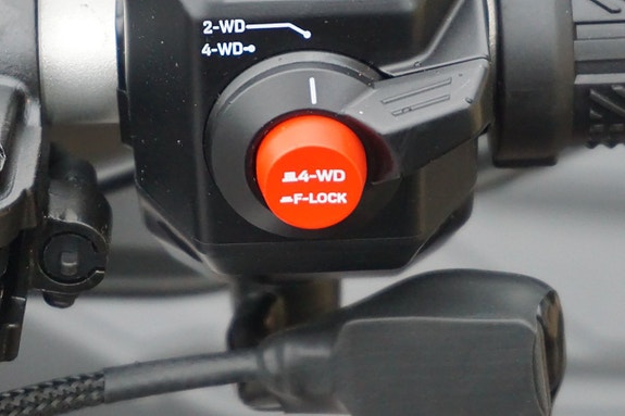CFMOTO CFORCE 850 TOURING PRO Traktor B 15 of 25