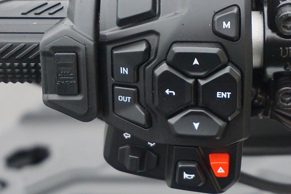 CFMOTO CFORCE 850 TOURING PRO Traktor B 14 of 25