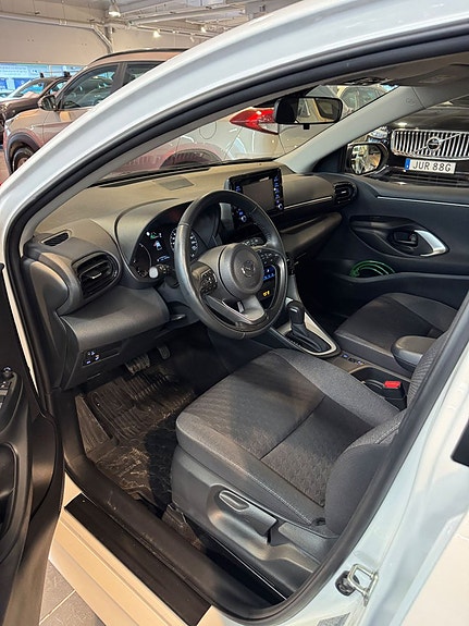 Mazda 2 2 of 5