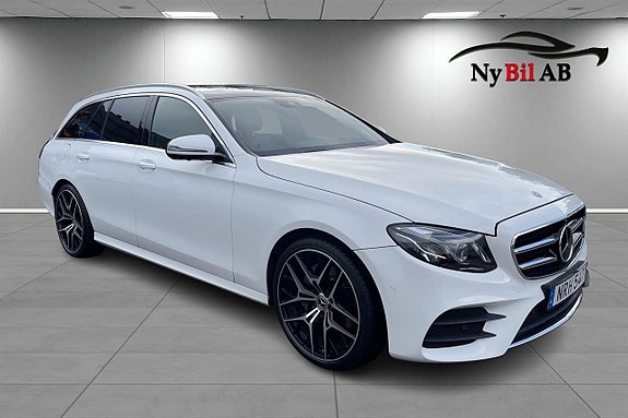 Mercedes-Benz E220 7 of 16